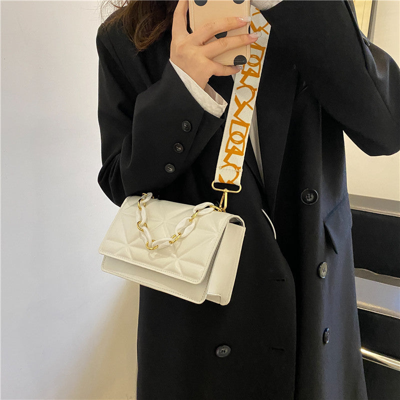 Simple Casual Handbag Fashion 2021 New Vintage ,Distinctive Wide Shoulder Bag Stylish Coarse Chain Small Bag