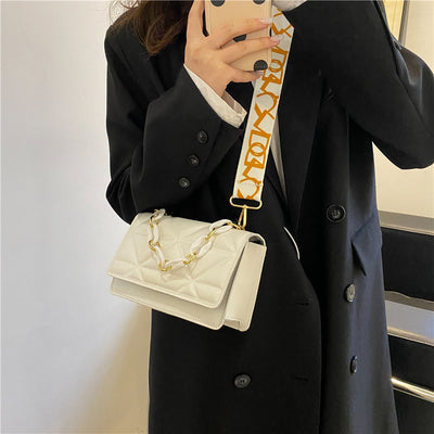 Simple Casual Handbag Fashion 2021 New Vintage ,Distinctive Wide Shoulder Bag Stylish Coarse Chain Small Bag