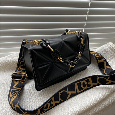 Simple Casual Handbag Fashion 2021 New Vintage ,Distinctive Wide Shoulder Bag Stylish Coarse Chain Small Bag